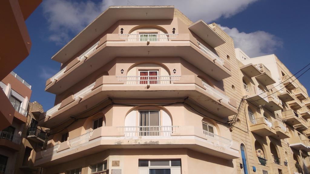 Hideaway Flats Apartment Xlendi Room photo